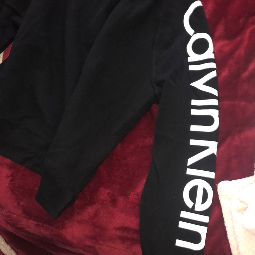 Black sweatshirt super comfy 💖